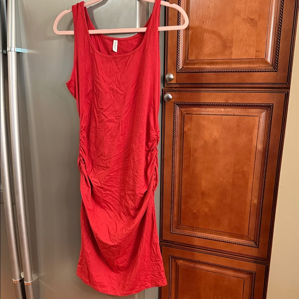 Elegant Red Sleeveless Dress